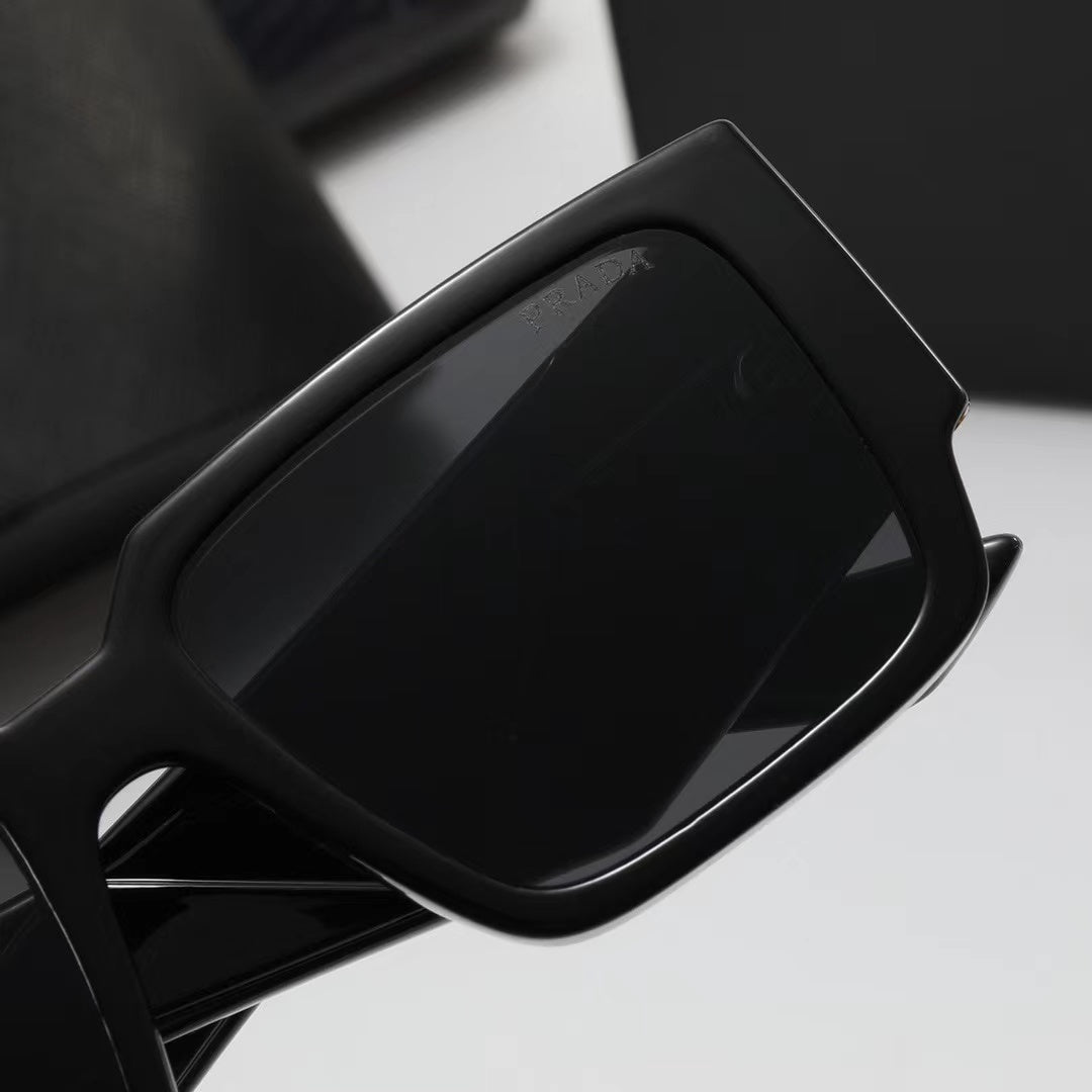 PR 3220 Sunglasses